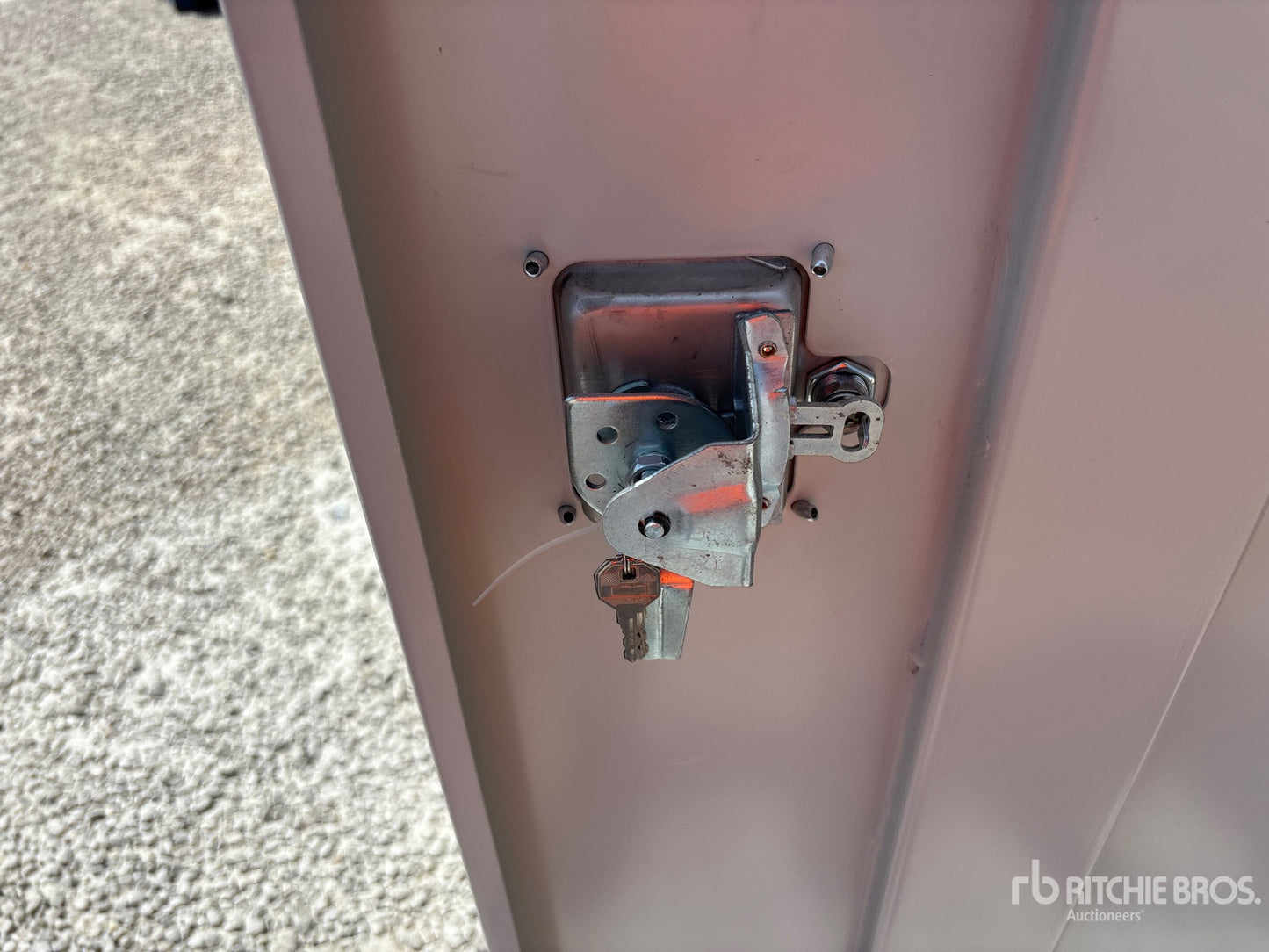 Container 10 Pieds avec Porte d'Homme et Fenêtre Isolée - Idéal pour Stockage Sécurisé et Confortable