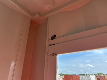 Container 10 Pieds avec Porte d'Homme et Fenêtre Isolée - Idéal pour Stockage Sécurisé et Confortable