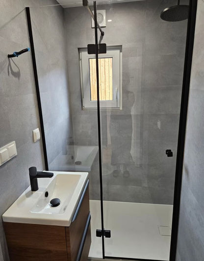 Tiny House Moderne – Confort et Mobilité à Petit Prix