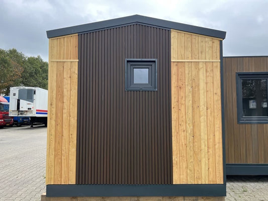 Maison Mobile 20 Pieds x 8 Pieds - Entièrement Fini, Intérieur et Extérieur en Bois Traité, Prêt à l'Emploi