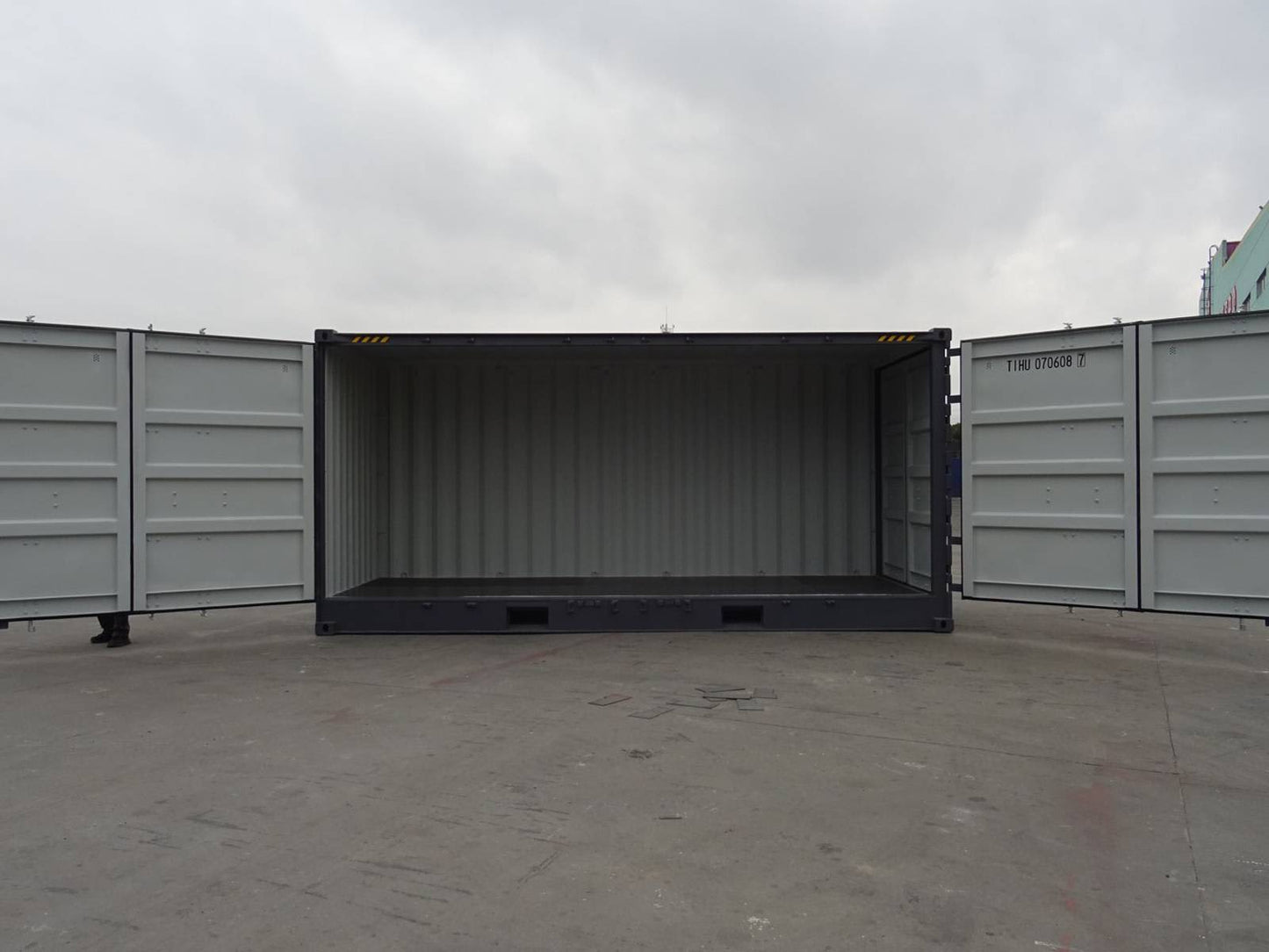 Container 20 Pieds Open Side Neuf - Accès Facile et Spacieux pour Stockage et Transport Gris
