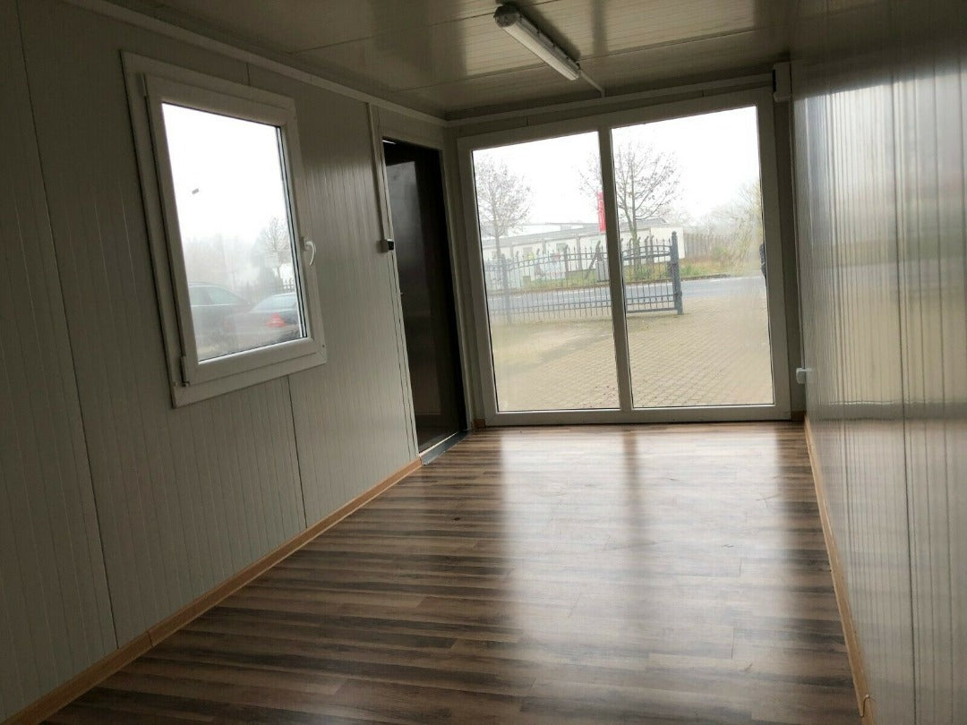 Containers Bureau mobile 20pieds  recouvert en Bois ouvert et vitré sur une largeur largeur